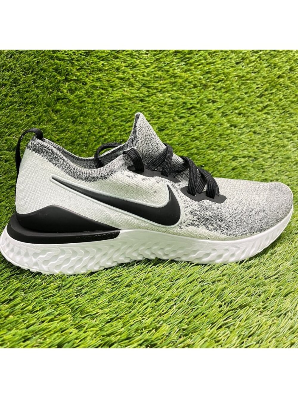 Nike Epic React Flyknit 2 Mens Size 11.5 Gray Black Running Shoes Sneakers